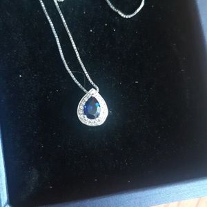 Necklace/ brand new & never used